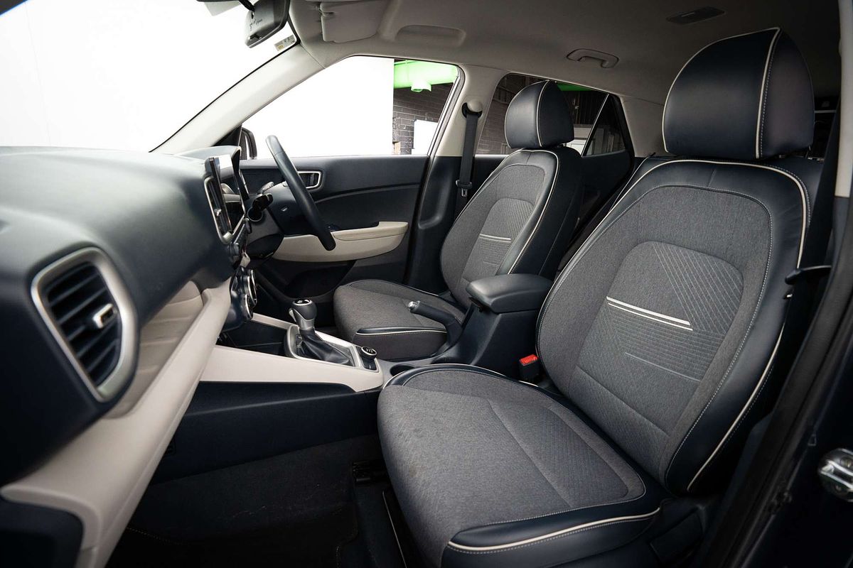 2020 Hyundai Venue Elite QX