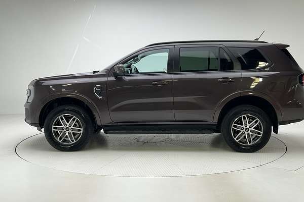 2023 Ford Everest Trend 2.0L thumb-4