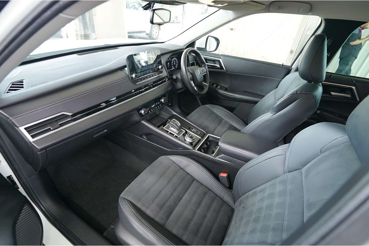 2022 Mitsubishi Outlander OUTLANDER ASPIRE 7 SEAT (2WD) ZM2P46