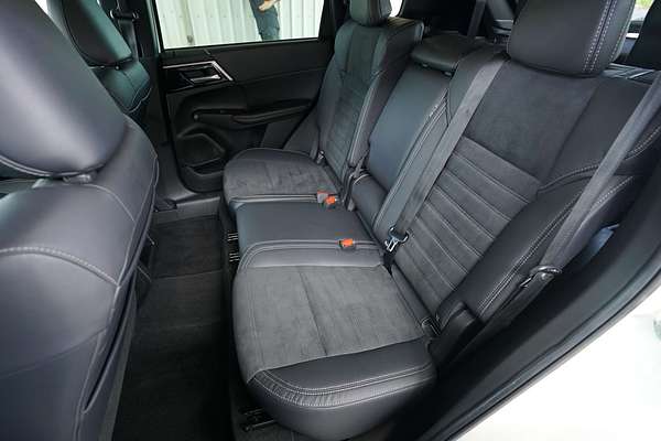 2022 Mitsubishi Outlander OUTLANDER ASPIRE 7 SEAT (2WD) ZM2P46