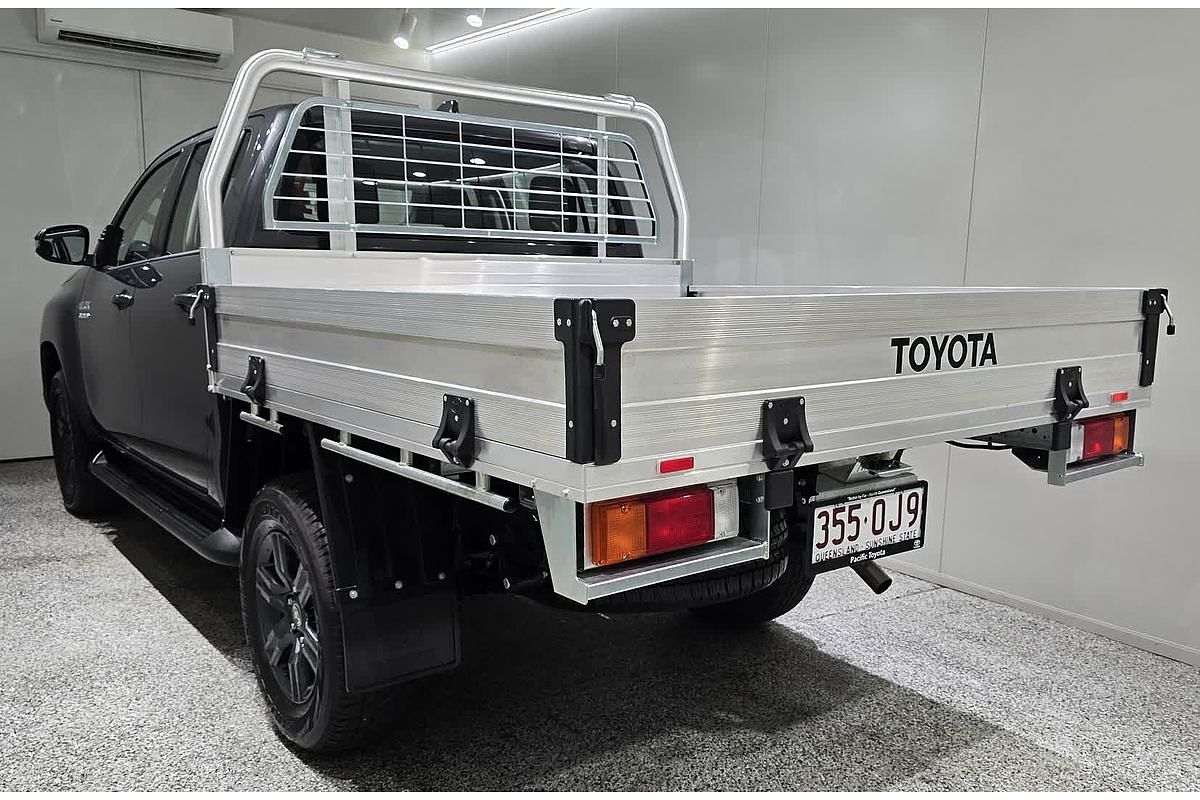 2025 Toyota Hilux SR 48V GUN126R 4X4