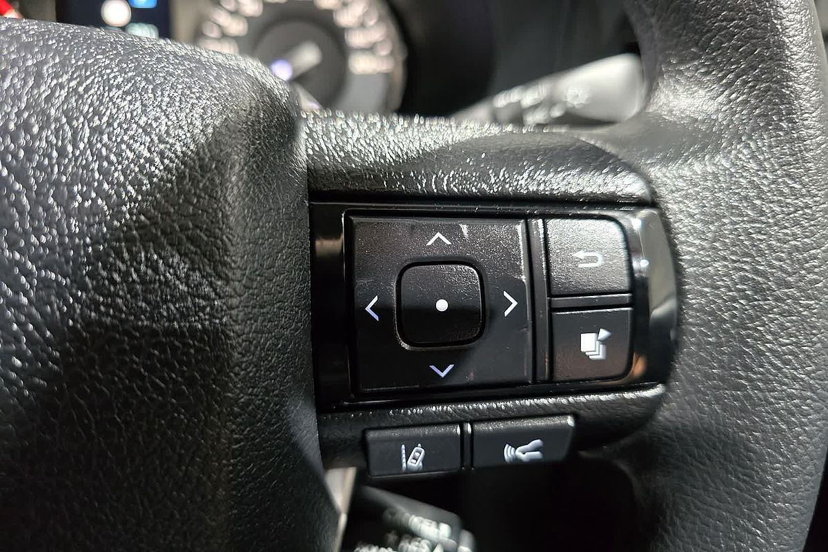 2025 Toyota Hilux SR 48V GUN126R 4X4