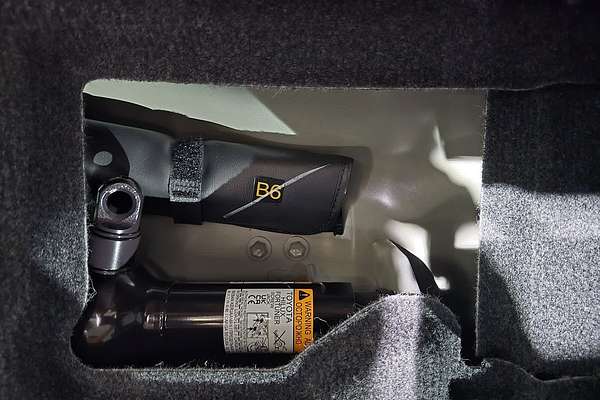 2025 Toyota Hilux SR 48V GUN126R 4X4