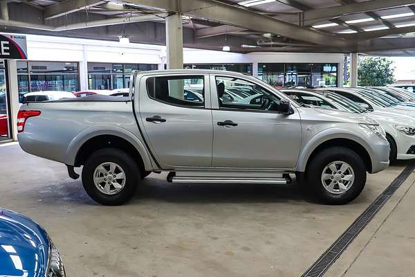 2015 Mitsubishi Triton GLX MQ 4X4