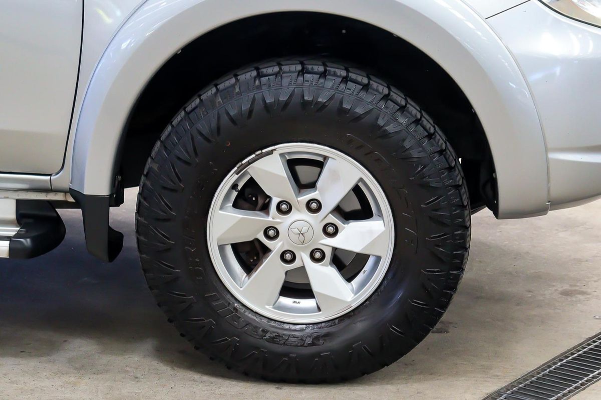 2015 Mitsubishi Triton GLX MQ 4X4