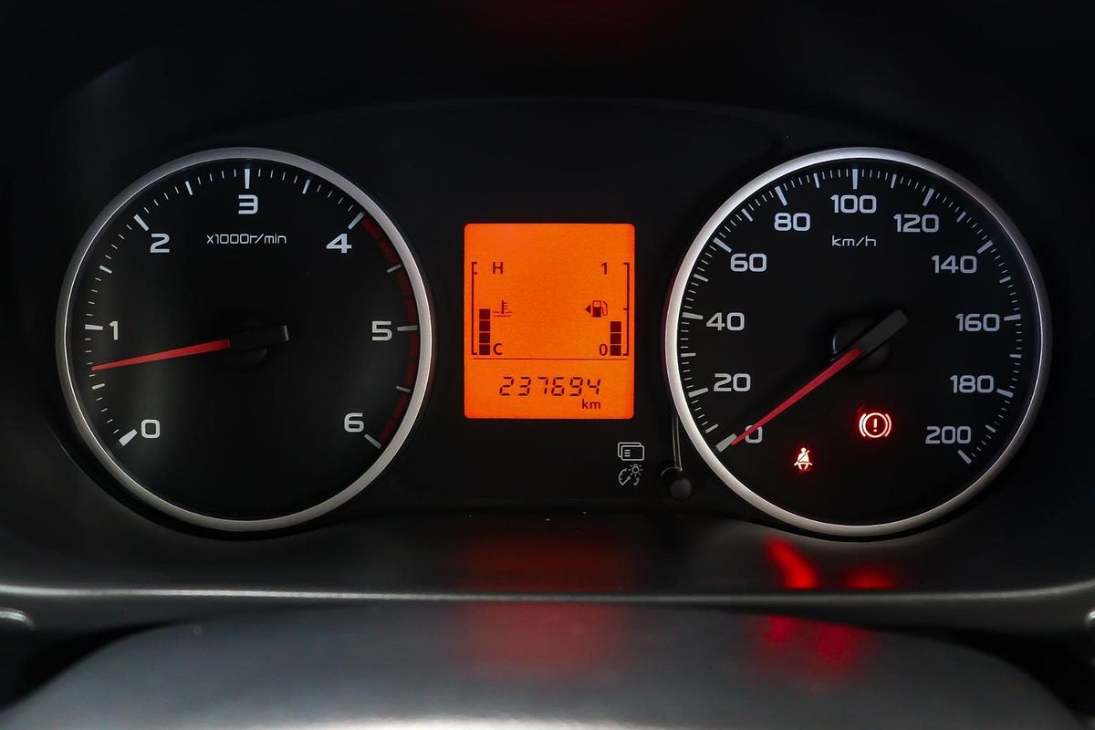 2015 Mitsubishi Triton GLX MQ 4X4