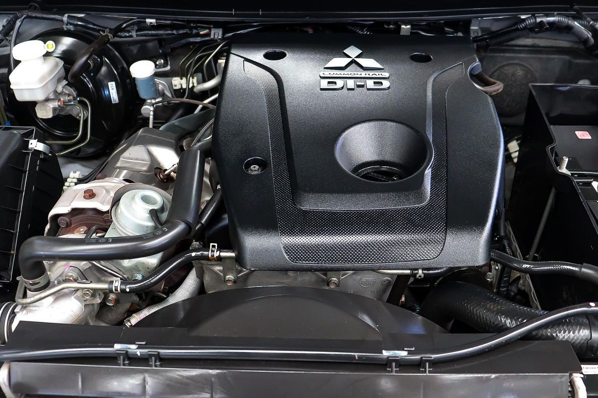 2015 Mitsubishi Triton GLX MQ 4X4