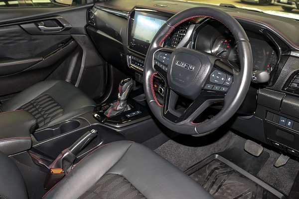 2025 Isuzu D-MAX X-TERRAIN 4X4