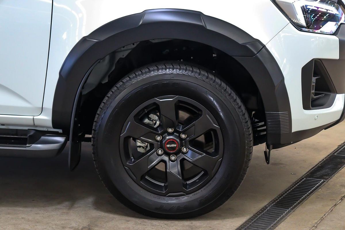 2025 Isuzu D-MAX X-TERRAIN 4X4