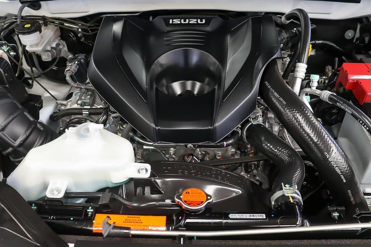 2025 Isuzu D-MAX X-TERRAIN 4X4