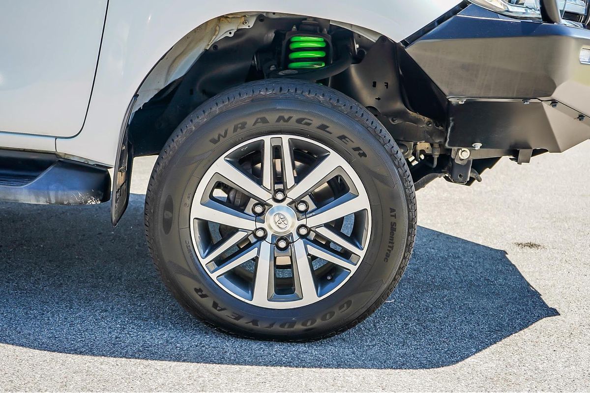 2018 Toyota Hilux SR5 GUN126R 4X4