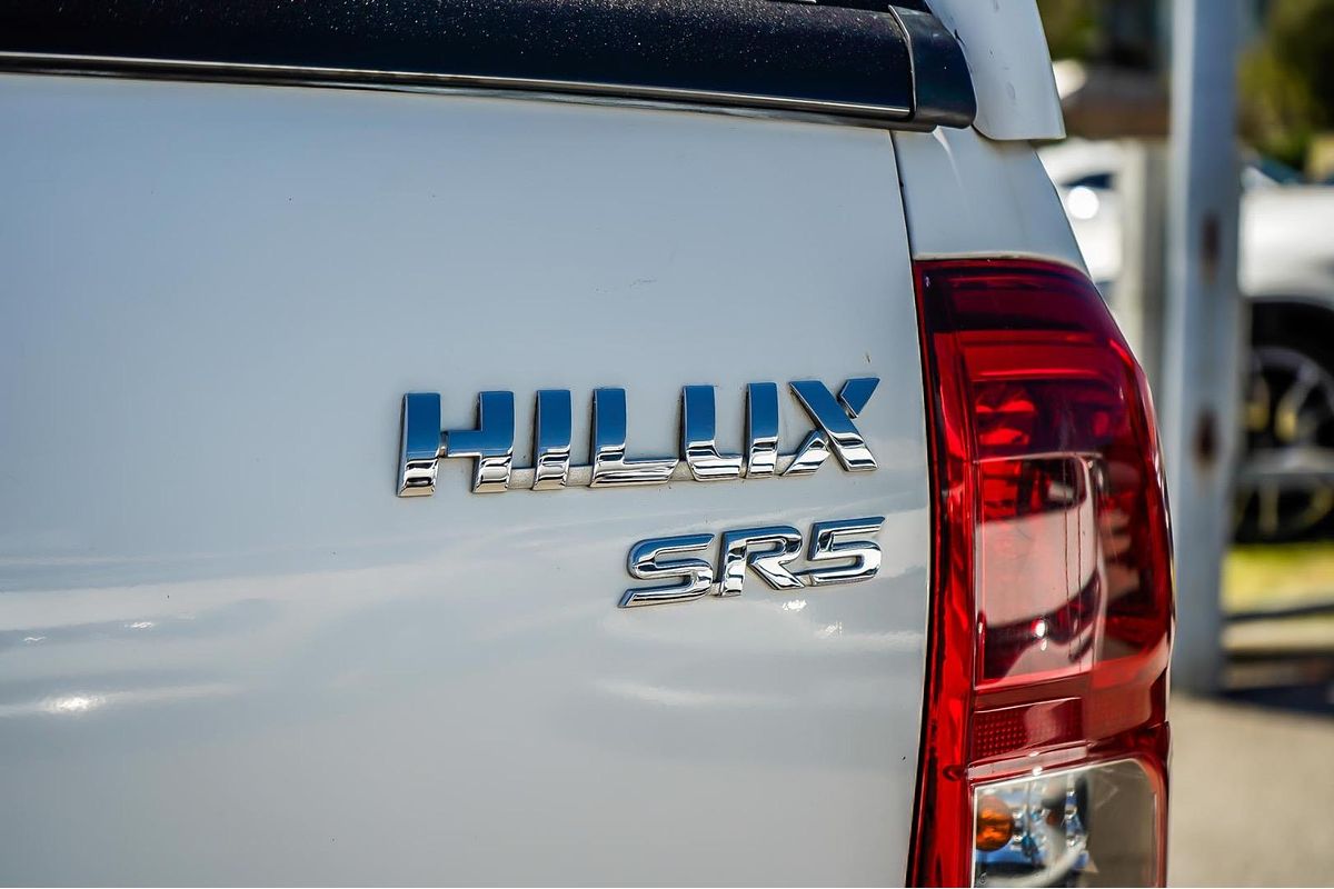 2018 Toyota Hilux SR5 GUN126R 4X4