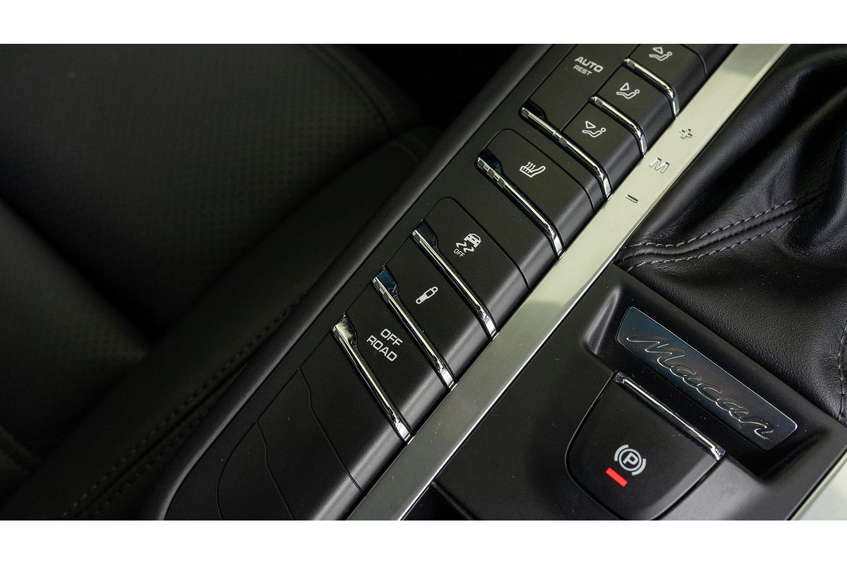 2020 Porsche Macan GTS 95B