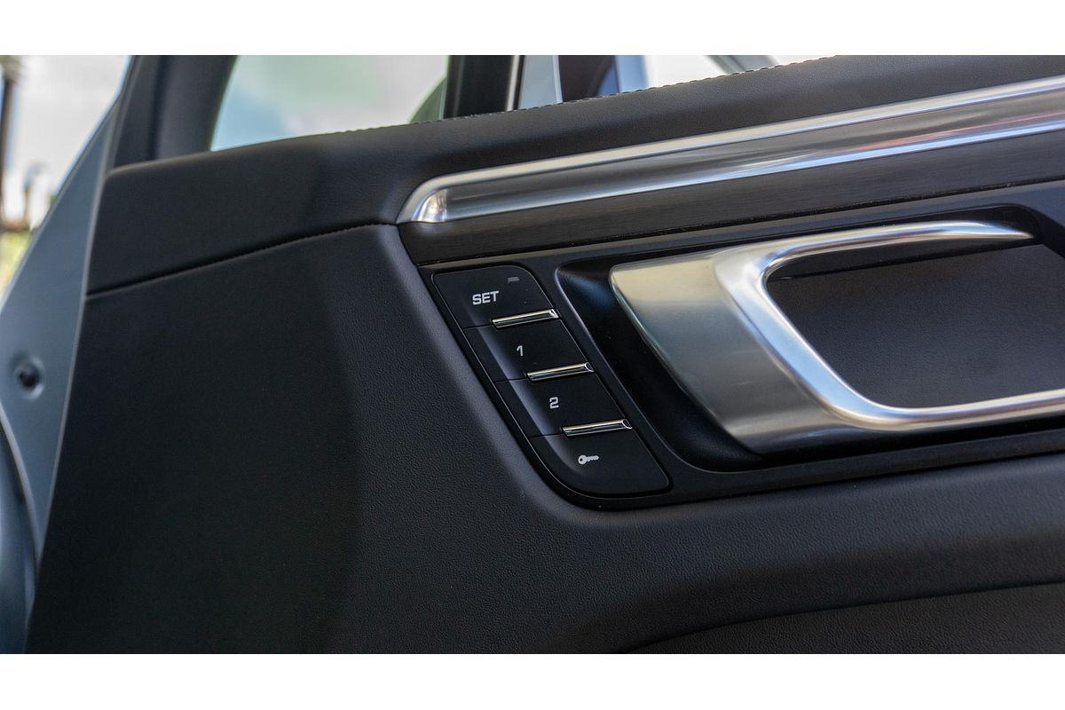 2020 Porsche Macan GTS 95B