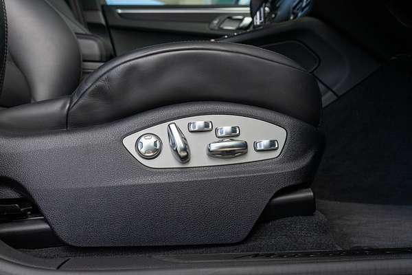 2020 Porsche Macan GTS 95B