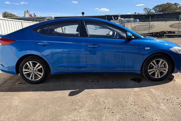 2017 Hyundai Elantra Active AD