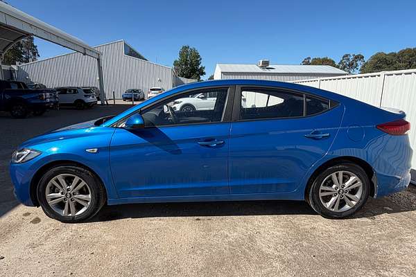 2017 Hyundai Elantra Active AD