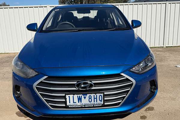 2017 Hyundai Elantra Active AD