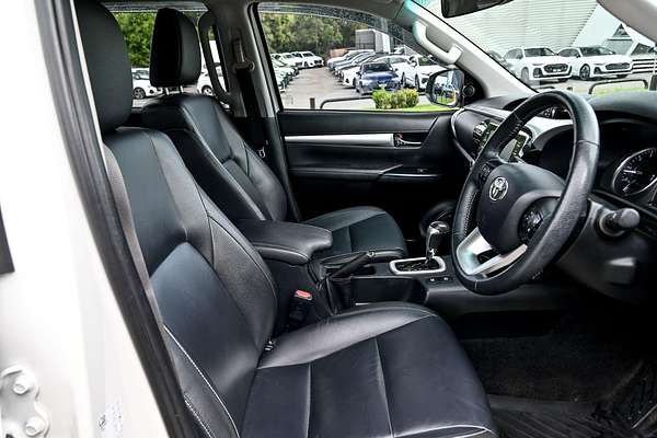 2021 Toyota Hilux SR5 GUN126R 4X4