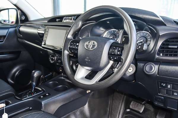 2021 Toyota Hilux SR GUN126R 4X4