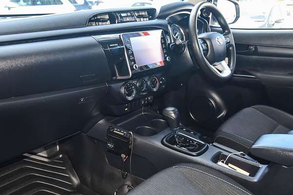 2021 Toyota Hilux SR GUN126R 4X4