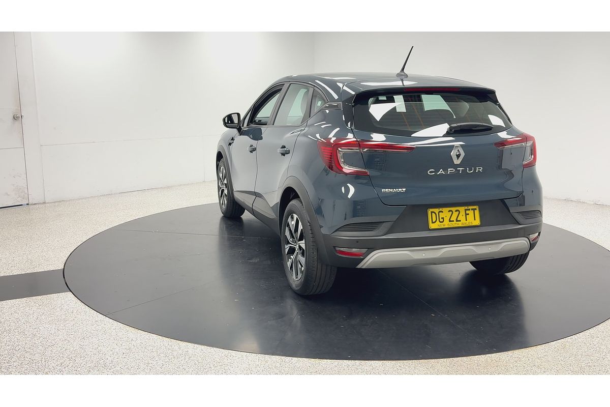 2022 Renault Captur Life XJB