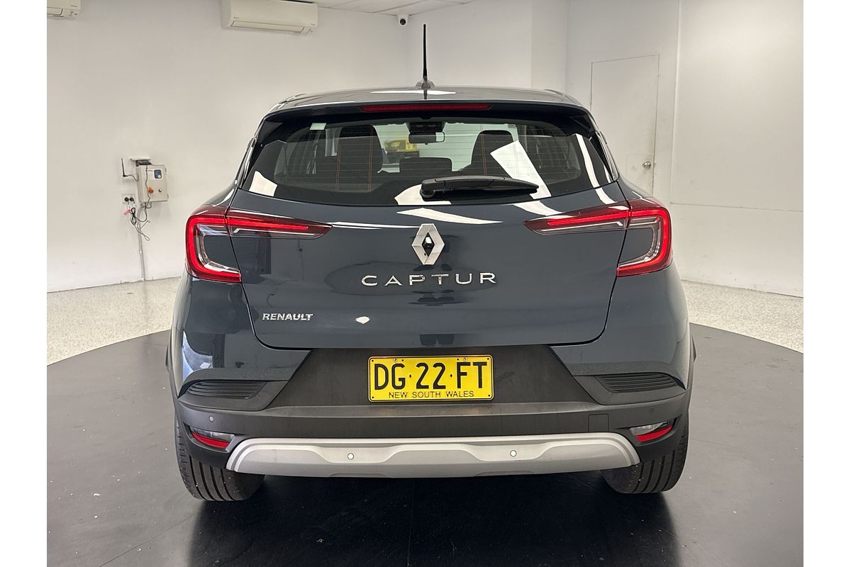 2022 Renault Captur Life XJB