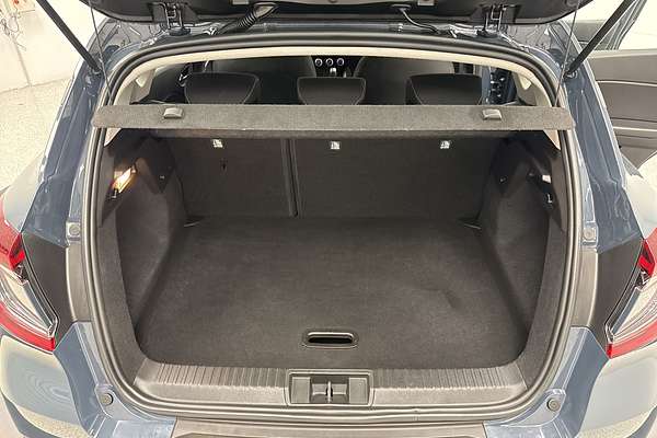 2022 Renault Captur Life XJB