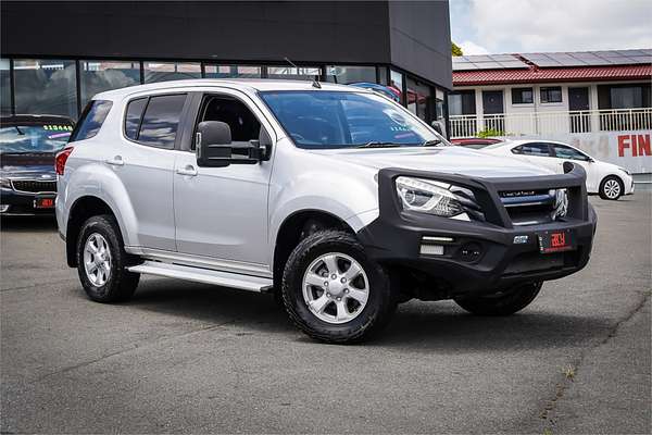 2018 Isuzu MU-X LS-M