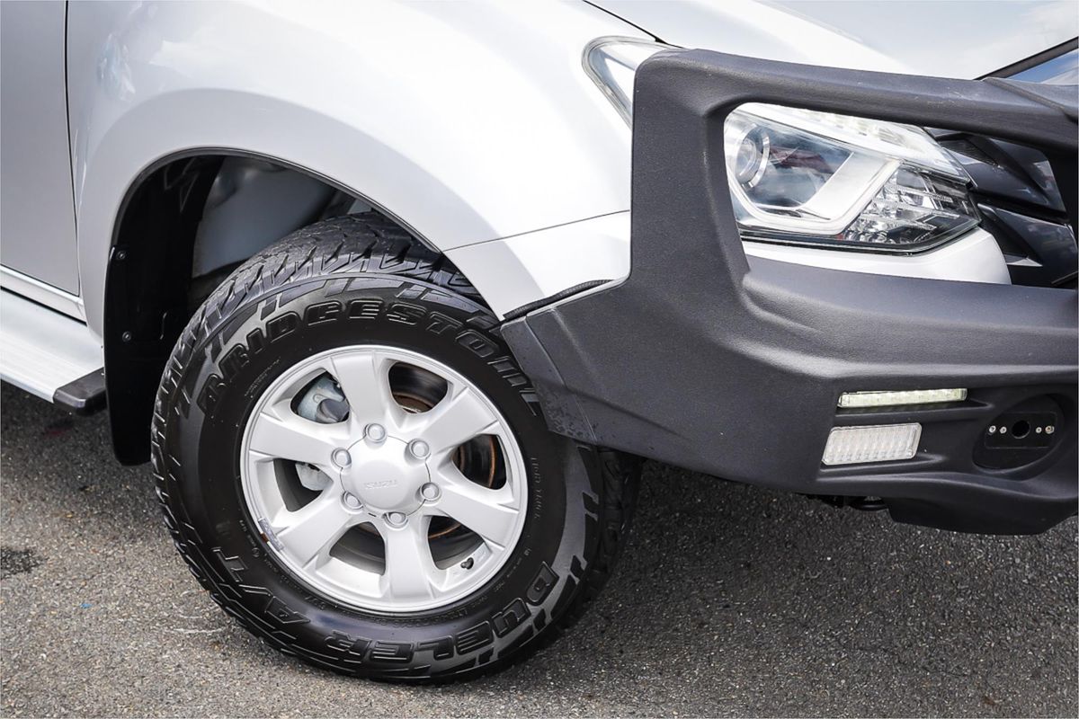 2018 Isuzu MU-X LS-M