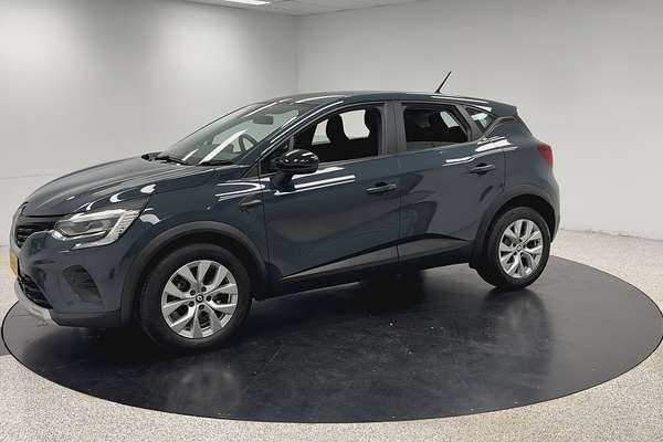 2022 Renault Captur Life XJB