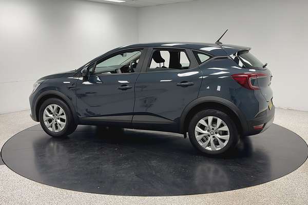 2022 Renault Captur Life XJB