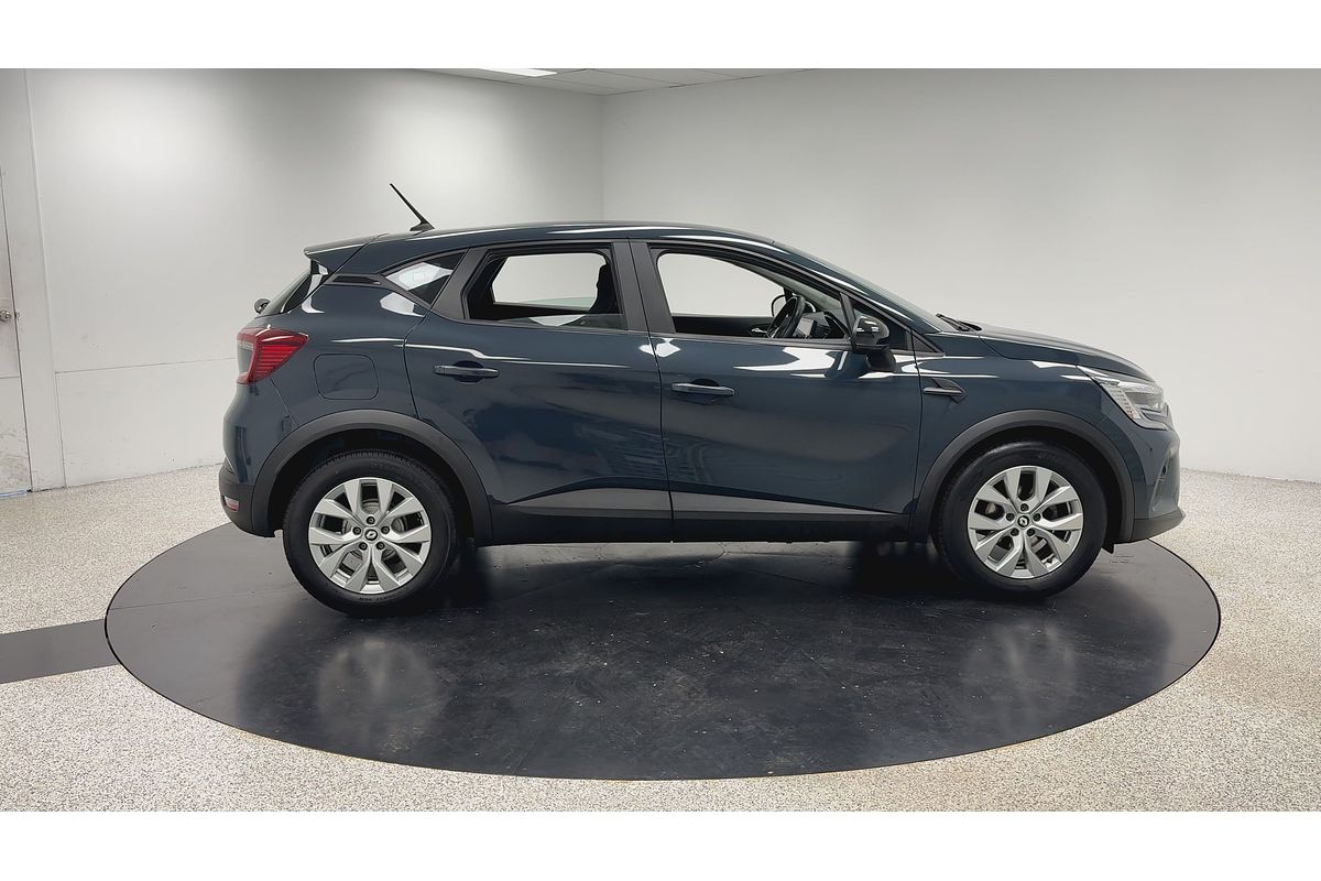 2022 Renault Captur Life XJB