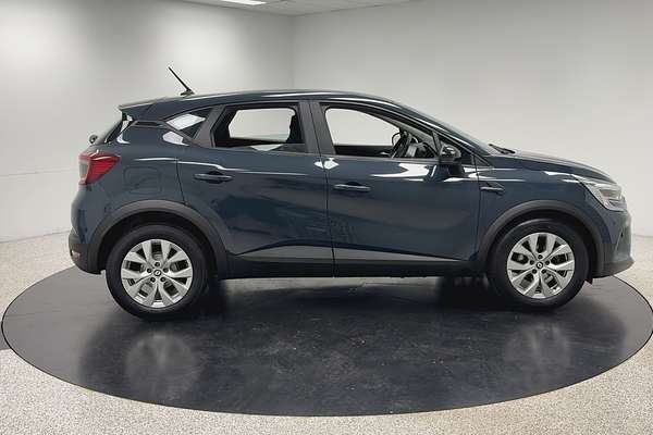 2022 Renault Captur Life XJB