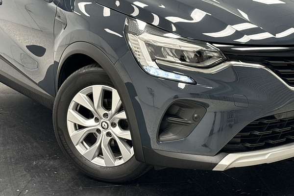 2022 Renault Captur Life XJB