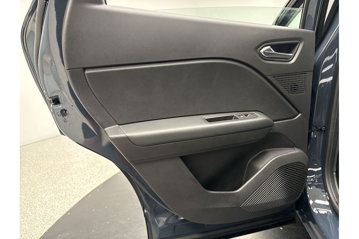 2022 Renault Captur Life XJB