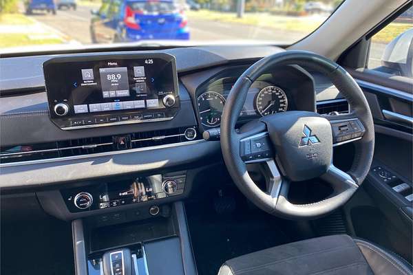 2022 Mitsubishi Outlander Aspire ZM