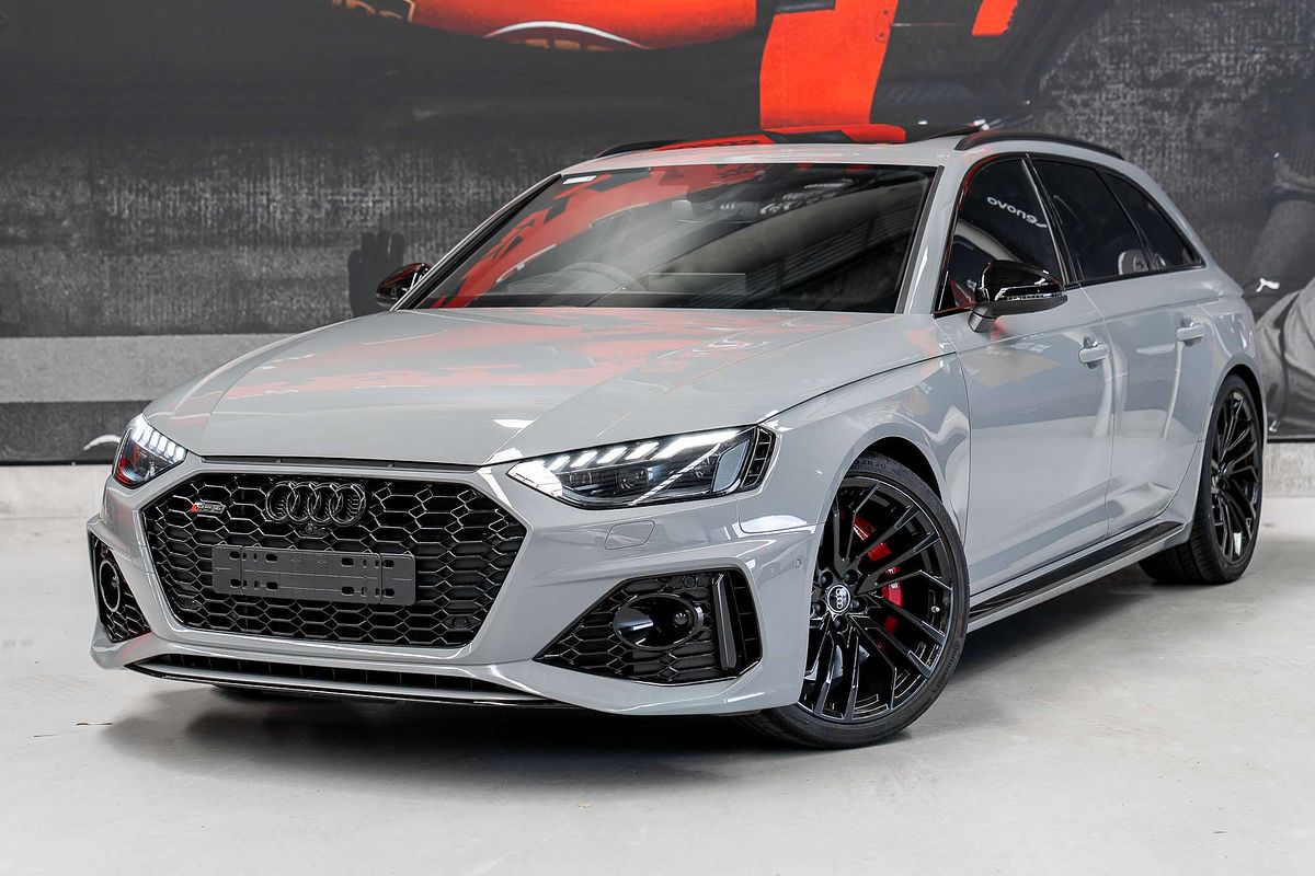 2022 Audi RS4  B9
