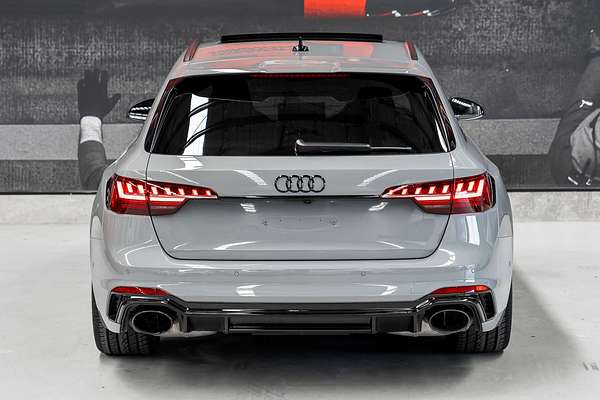 2022 Audi RS4  B9