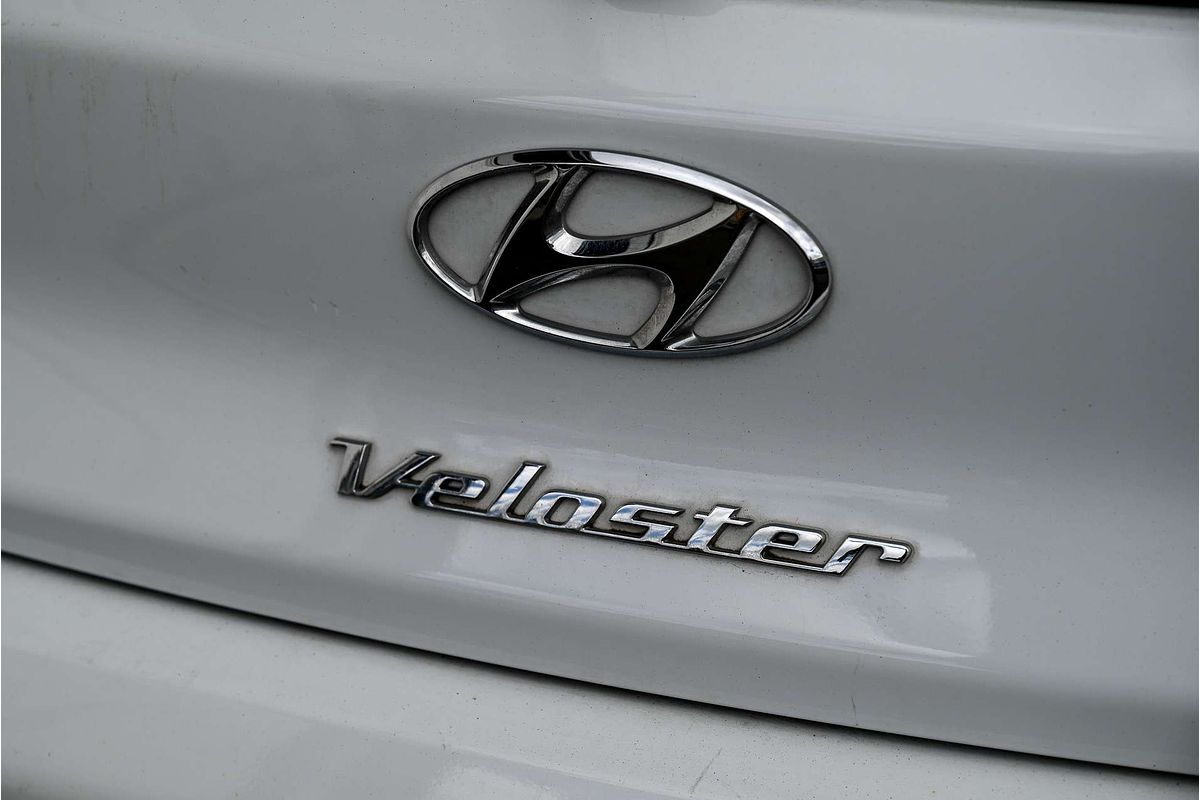 2019 Hyundai Veloster JS