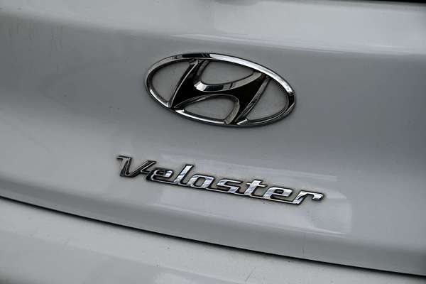 2019 Hyundai Veloster JS