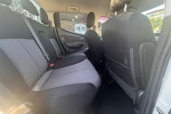 2017 Mitsubishi Triton GLX MQ 4X4