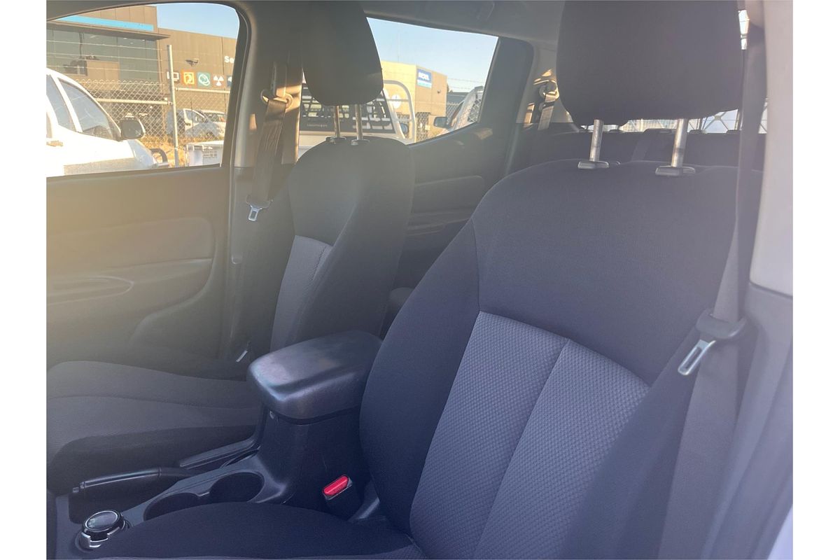 2017 Mitsubishi Triton GLX MQ 4X4