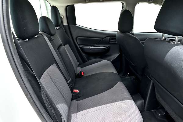 2022 Mitsubishi Triton GLX MR Rear Wheel Drive