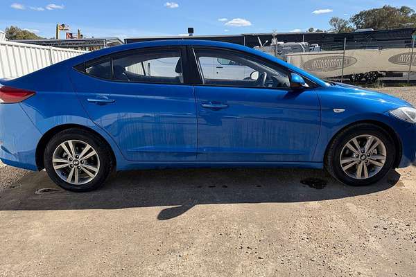 2018 Hyundai Elantra Active AD