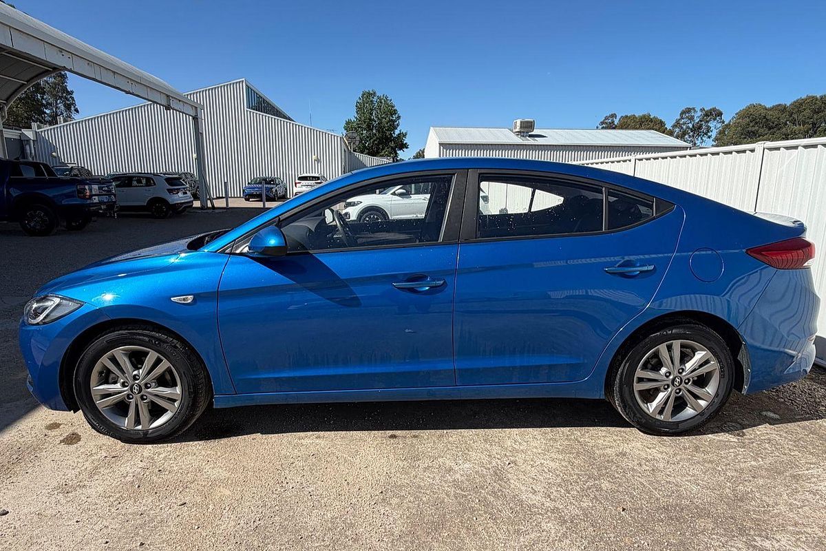 2018 Hyundai Elantra Active AD