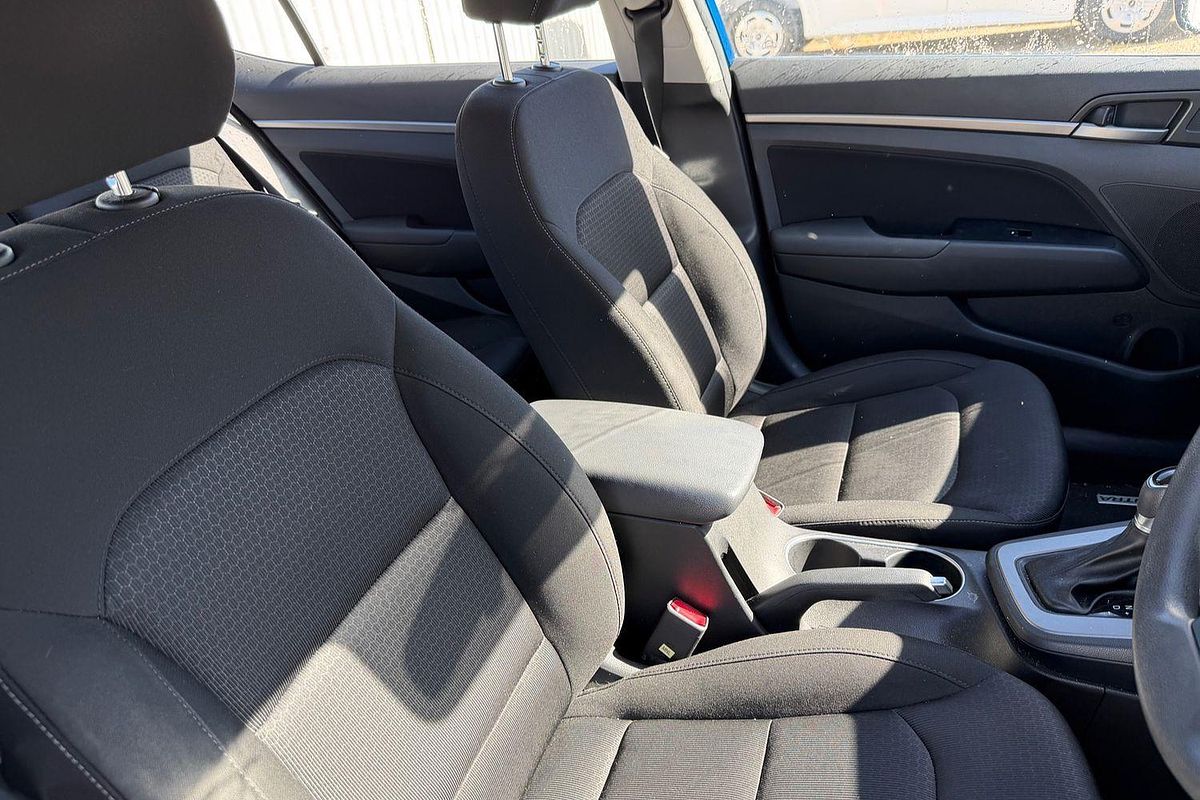 2018 Hyundai Elantra Active AD