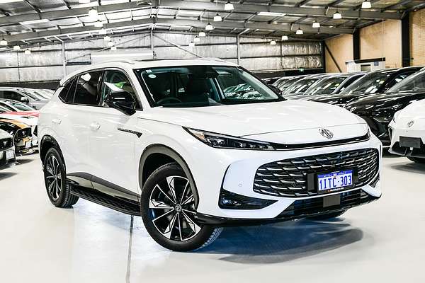 2025 MG HS Super Hybrid Essence AS33P