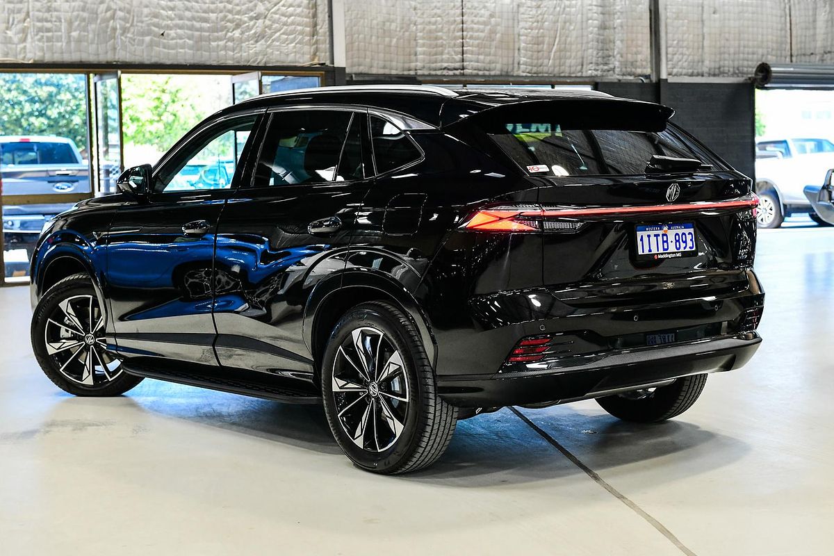 2025 MG HS Super Hybrid Essence AS33P