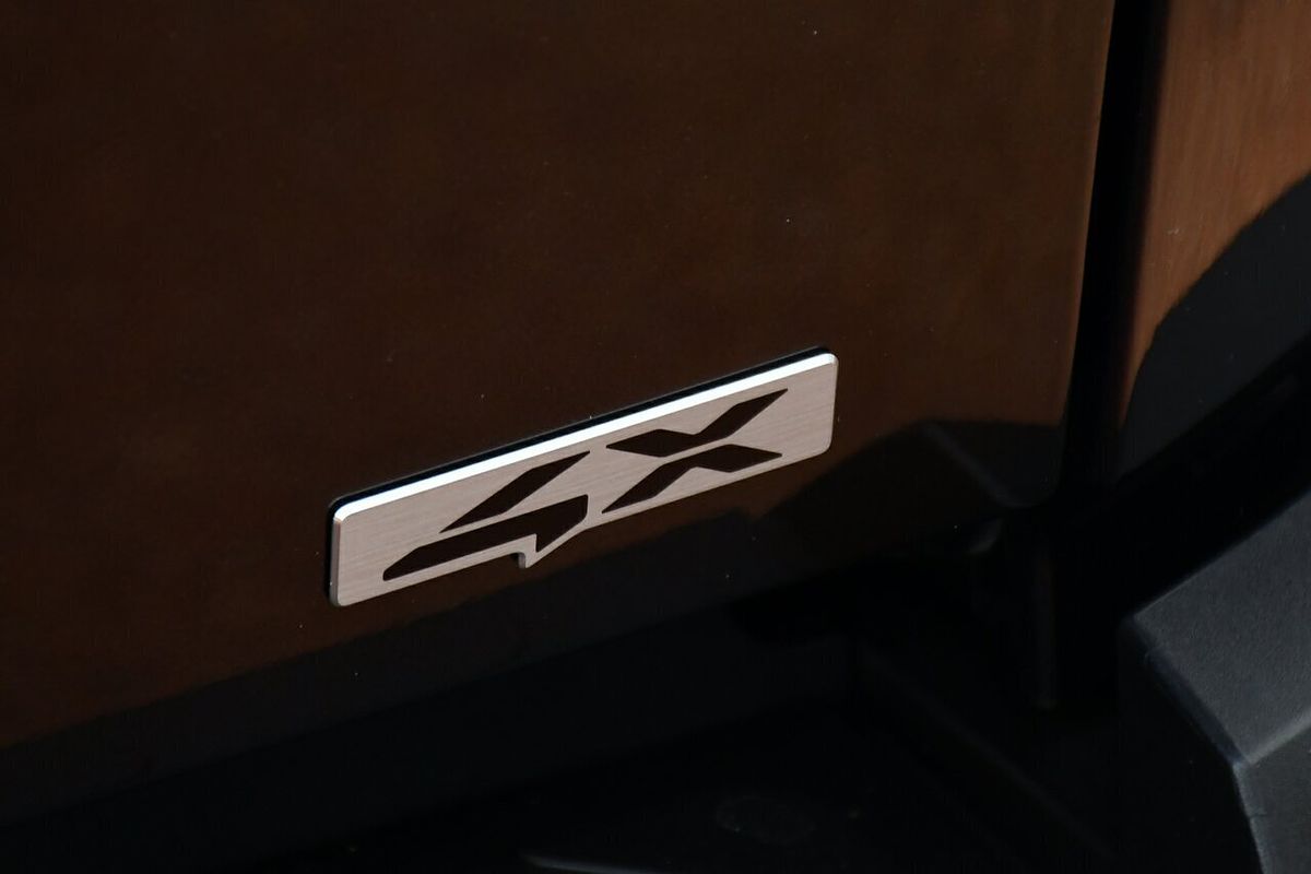 2025 Kia Tasman SX TK 4X4